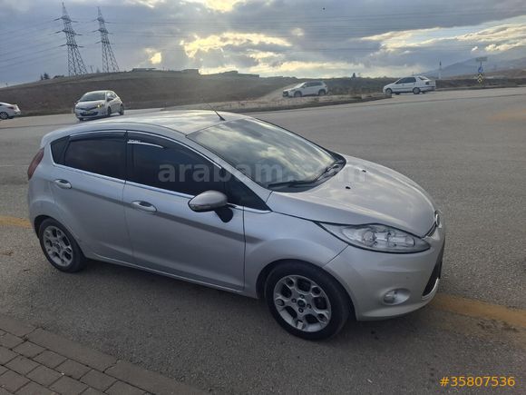 Sahibinden Ford Fiesta 1.6 TDCi Titanium 2012 Model