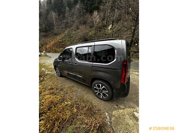 Sahibinden Citroen Berlingo 1.5 BlueHDI Shine Bold 2023 Model 