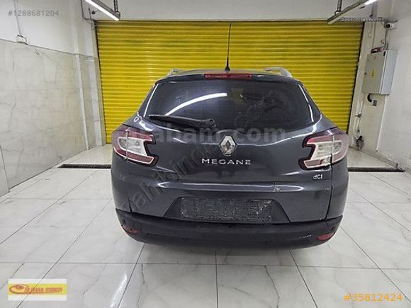 PLAKALI HASAR KAYITSIZ 2012 RENAULT MEGAN 2012 SPORT TOUR EXP