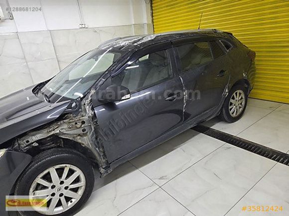PLAKALI HASAR KAYITSIZ 2012 RENAULT MEGAN 2012 SPORT TOUR EXP