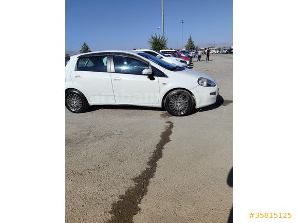 Sahibinden Fiat Punto 1.3 Multijet Pop 2013 Model  303 km Beyaz