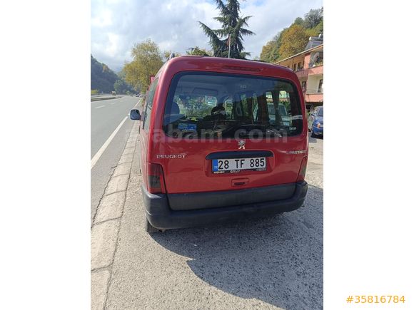 Galeriden Peugeot Partner 1.9 D 2004 Model Trabzon
