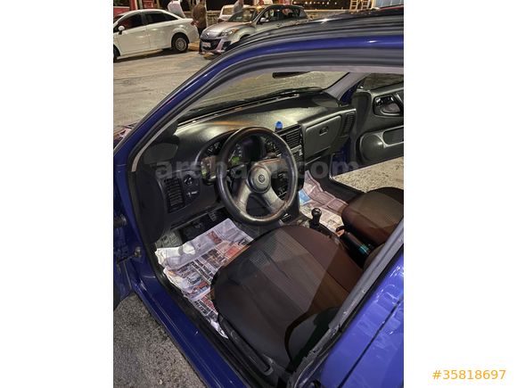 Sahibinden Volkswagen Polo 1.6 98 Model  285.000 km Mavi