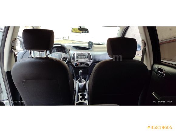acil satılık Sahibinden  temiz kazasız tramersiz Hyundai i20 1.4 CRDi Jump 2013 Model