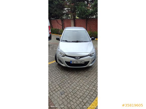 acil satılık Sahibinden  temiz kazasız tramersiz Hyundai i20 1.4 CRDi Jump 2013 Model