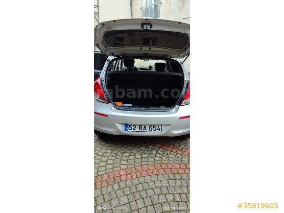 acil satılık Sahibinden  temiz kazasız tramersiz Hyundai i20 1.4 CRDi Jump 2013 Model