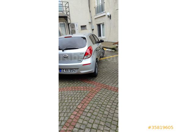 acil satılık Sahibinden  temiz kazasız tramersiz Hyundai i20 1.4 CRDi Jump 2013 Model