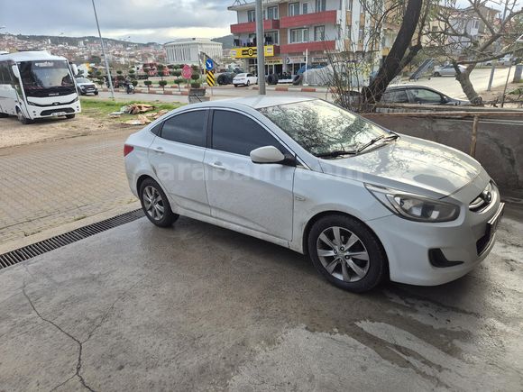 2018 çıkışlı Accent Blue 1.6 CRDI Dizel Otomatik  Aile Aracı