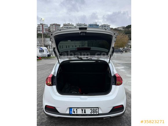 Sahibinden Kia Ceed 1.6 CRDi Comfort 2015 Model 