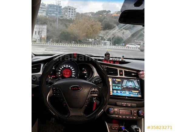Sahibinden Kia Ceed 1.6 CRDi Comfort 2015 Model 