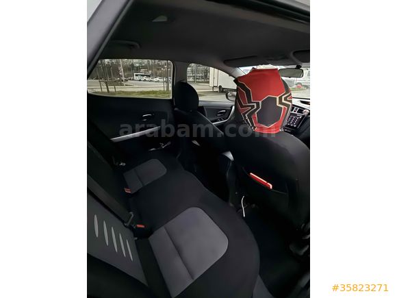 Sahibinden Kia Ceed 1.6 CRDi Comfort 2015 Model 