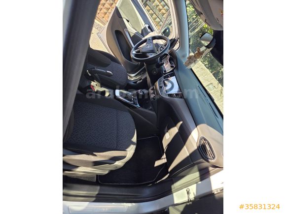 Sahibinden Opel Crossland 1.2 T Essential 2024 Model