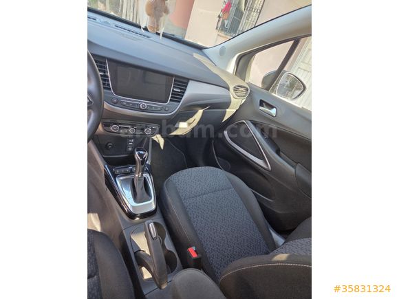 Sahibinden Opel Crossland 1.2 T Essential 2024 Model