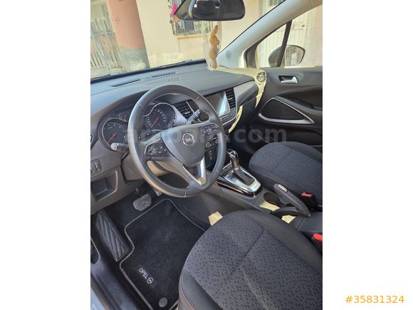 Sahibinden Opel Crossland 1.2 T Essential 2024 Model
