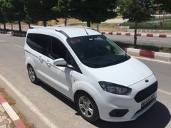 Sahibinden Ford Tourneo Courier 1.5 TDCi Delux 2022 Model