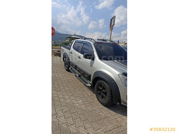 Sahibinden Isuzu D-Max 2.5 4x2 2013 Model  154.000 km Gri