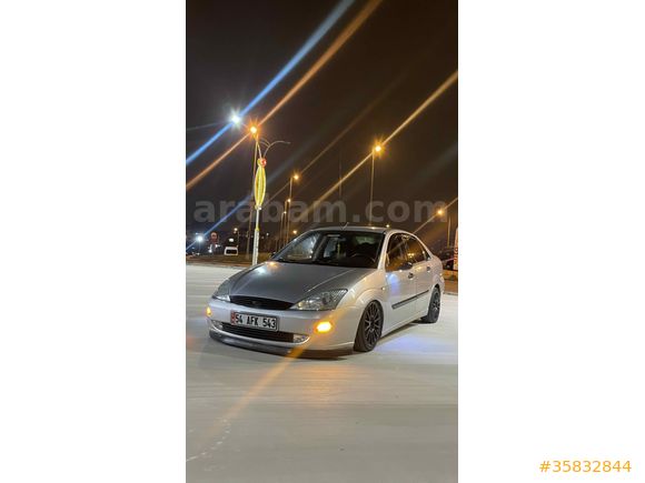 Sahibinden Ford Focus 2.0 Ghia 2001 Model 