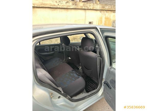 Sahibinden Renault Clio 1.4 RN 2001 Model Hatay