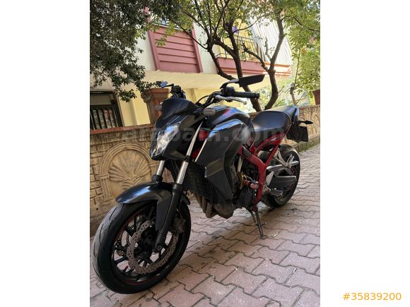 DİRİ, TEMİZ VE HASAR KAYITSIZ CB 650F