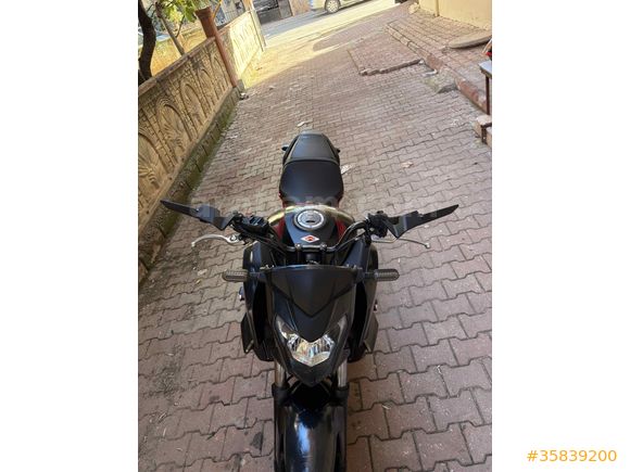 DİRİ, TEMİZ VE HASAR KAYITSIZ CB 650F