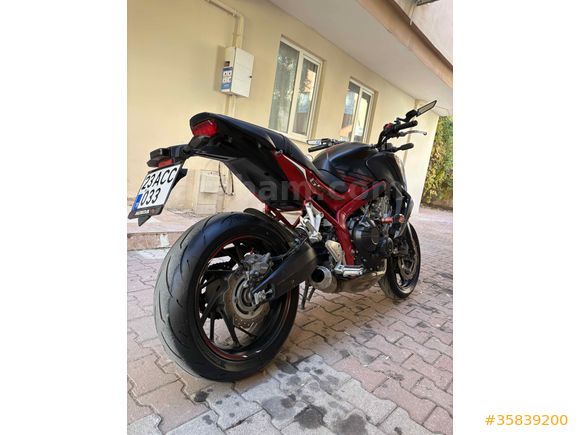 DİRİ, TEMİZ VE HASAR KAYITSIZ CB 650F