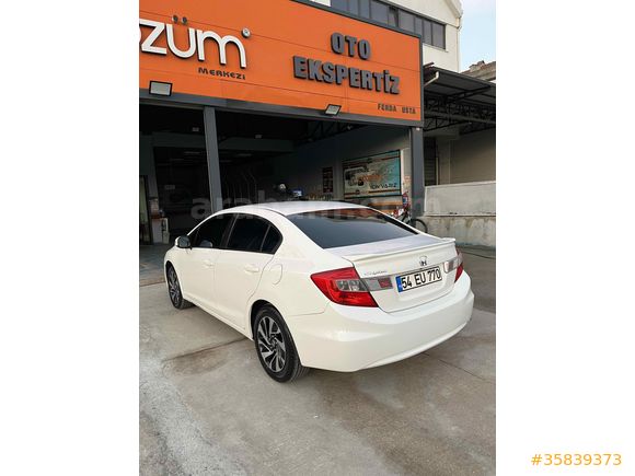 Sahibinden Honda Civic 1.6 i-VTEC Dream 2012 Model 