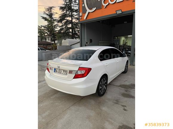 Sahibinden Honda Civic 1.6 i-VTEC Dream 2012 Model 