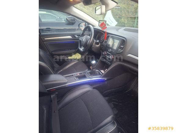 Sahibinden Renault Megane 1.5 Blue DCI Icon 2020 Model