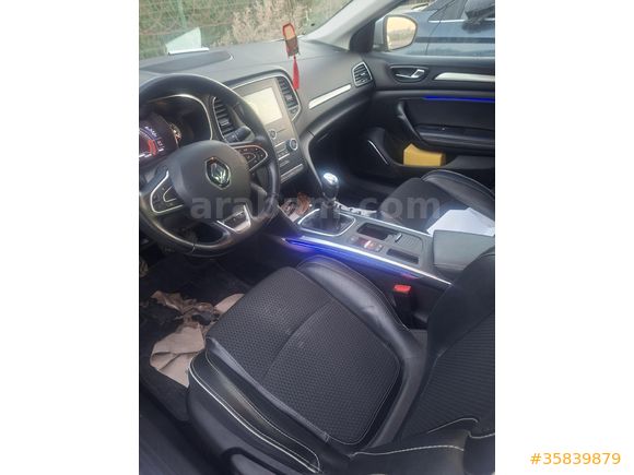 Sahibinden Renault Megane 1.5 Blue DCI Icon 2020 Model