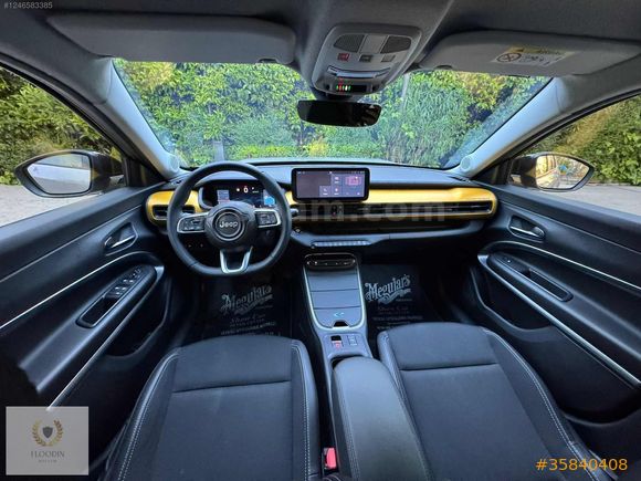"FLOODİN JEEP AVENGER e 2025