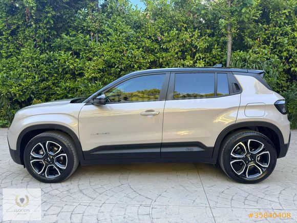 "FLOODİN JEEP AVENGER e 2025