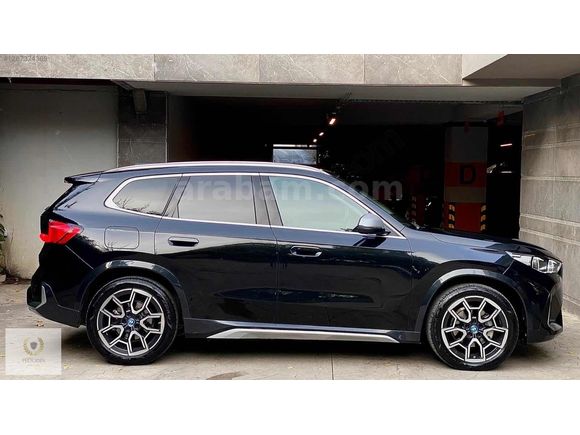 FLOODİN " BMW İX1