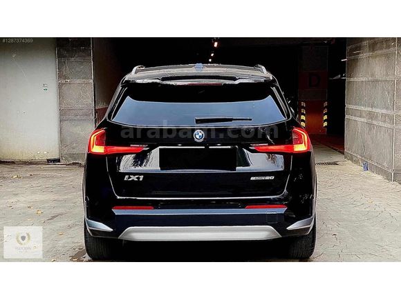 FLOODİN " BMW İX1