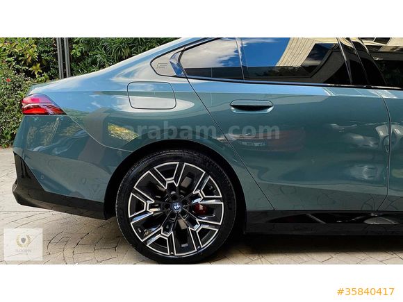 FLOODİN "BMW İ5 M DRİVE60