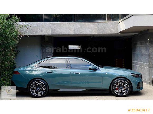 FLOODİN "BMW İ5 M DRİVE60