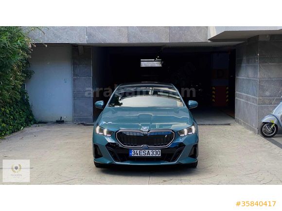 FLOODİN "BMW İ5 M DRİVE60