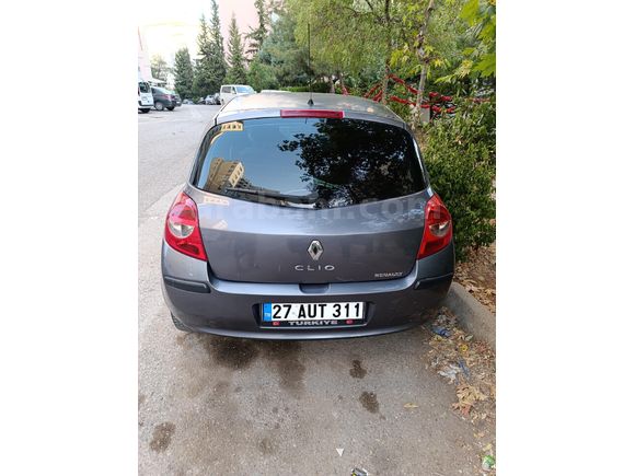 Sahibinden Tertemiz Clio 3 - Sigara İçilmemiş - Benzin&LPG - 227.000KM
