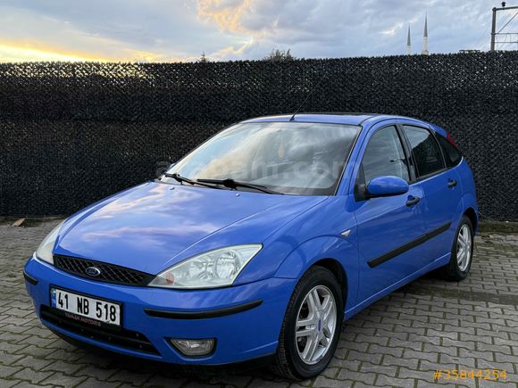 2003 FOCUS 1.6 OTOMATİK VİTES DEĞİŞENSİZ+SUNROOF