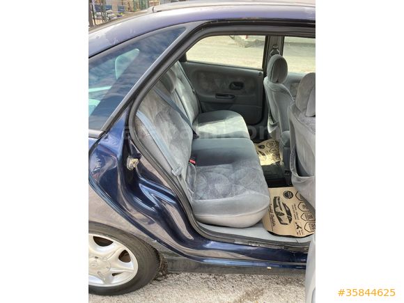 Sahibinden Renault Laguna 1.6 RXE 2000 Model