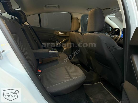 OTO ZEY'DEN 2023 MODEL FORD FOCUS 1.5EcoBLUE TİTANİUMX 62.000KM