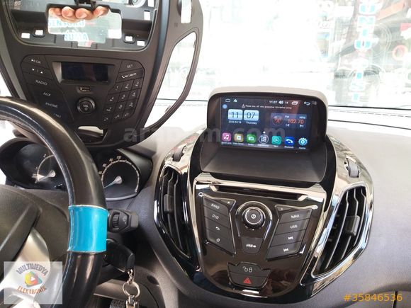 FORD COURİER TREND DELUX E MULTİMEDYA NAVİGASYON DOUBLE ANDROİD