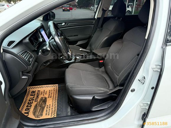 Galeriden Renault Megane 1.5 dCi Touch Plus 2017 Model Samsun