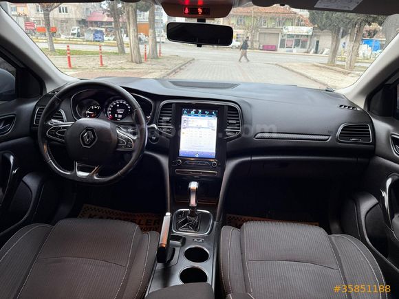 Galeriden Renault Megane 1.5 dCi Touch Plus 2017 Model Samsun