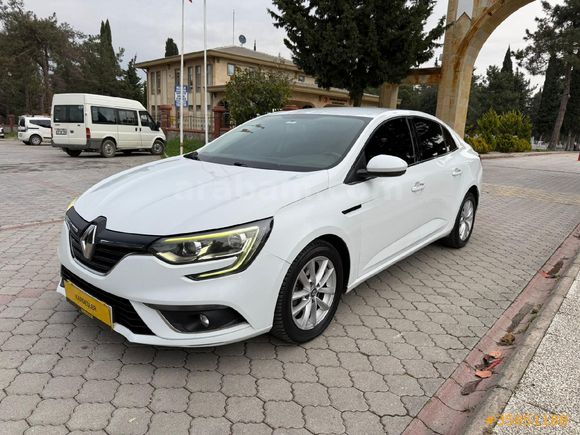 Galeriden Renault Megane 1.5 dCi Touch Plus 2017 Model Samsun