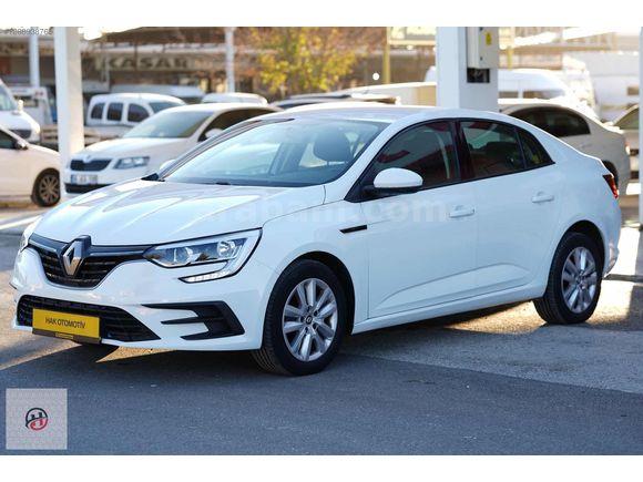 "HAK OTO" 1.3TCe MEGANE OTOMATİK DÜŞÜK KM