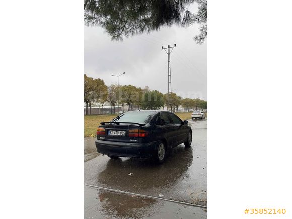 Sahibinden Renault Laguna 1.6 RXE 2001 Model 