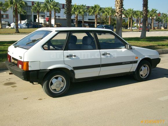 ALİ ATAÖZÜ AUTO GALLERY DEN 1992 MODEL LADA SAMARA