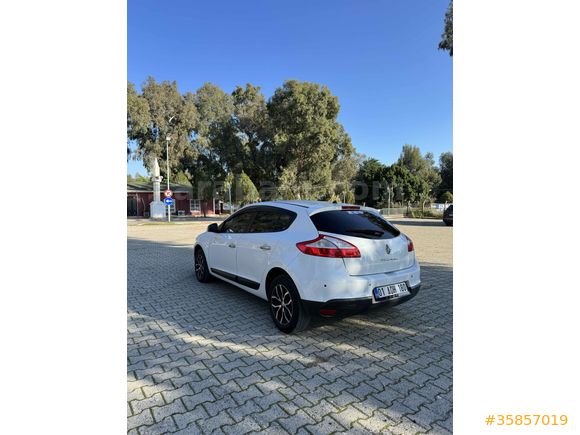 Sahibinden Renault Megane 1.6 Joy 2013 Model 