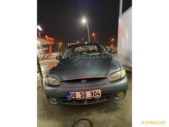 Sahibinden Hyundai Accent 1.3 LS 2000 Model  300.000 km Füme