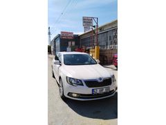 Sahibinden Skoda SuperB 1.6 TDI Prestige 2014 Model  234.000 km Beyaz